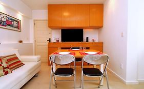 Quarto&Sala a 150m da Praia | U052